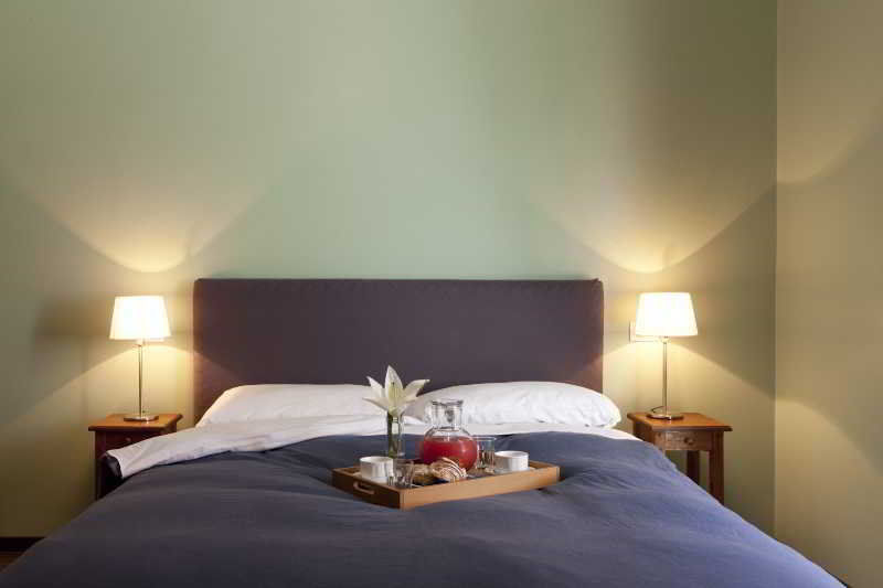 Bed and breakfast Santi Quattro Al Colosseo 2*