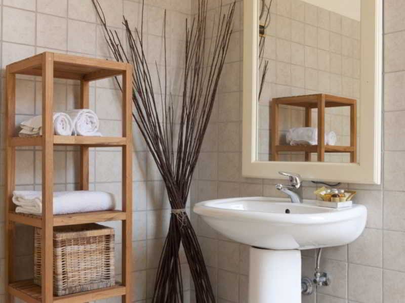 Santi Quattro Al Colosseo Bed and breakfast 2*
