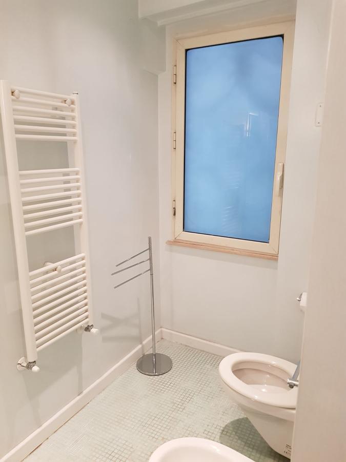 Santi Quattro Al Colosseo Bed and breakfast Roma